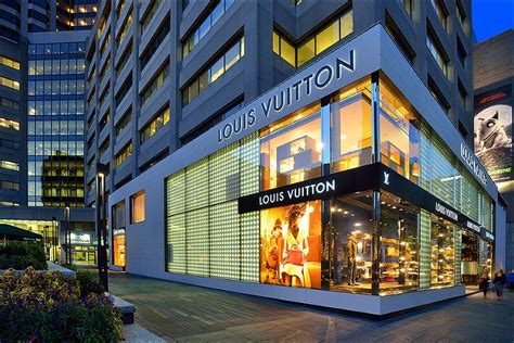 hours for louis vuitton on bloor street toronto|Louis Vuitton yorkdale mall.